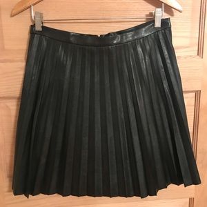 JCREW Leather pleated skirt NWT Size 8